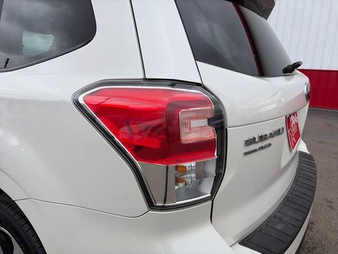 Used 2018 Subaru Forester 2.5i Premium w/ All-Weather Package AWD/4WD image 19
