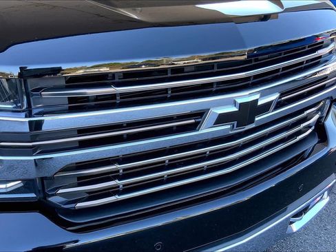 Used 2019 Chevrolet Silverado 1500 High Country w/ High Country Premium Package image 62