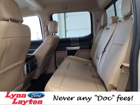 Certified 2018 Ford F250 Lariat w/ Chrome Package image 15