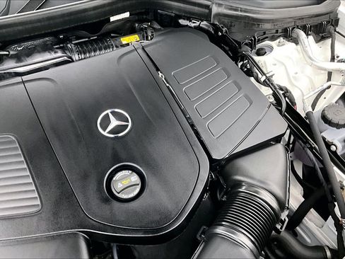 Used 2026 Mercedes-Benz GLC 300 image 30