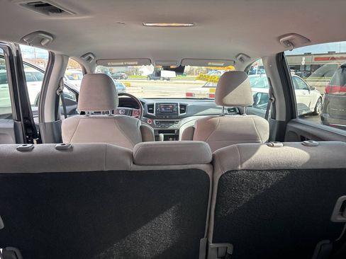 Used 2019 Honda Pilot LX image 13