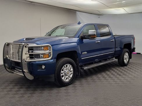 Used 2018 Chevrolet Silverado 2500 High Country AWD/4WD image 1