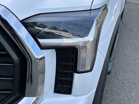New 2026 Toyota Tundra SR5 AWD/4WD image 12