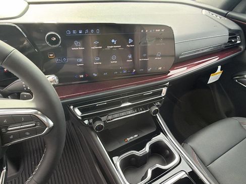 New 2026 Chevrolet Traverse Z71 image 24