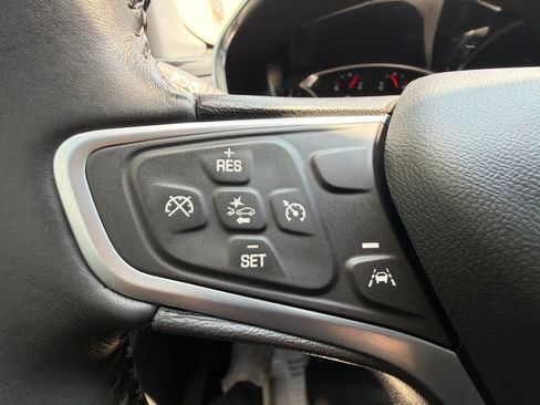 Used 2022 Chevrolet Equinox LT AWD/4WD image 15