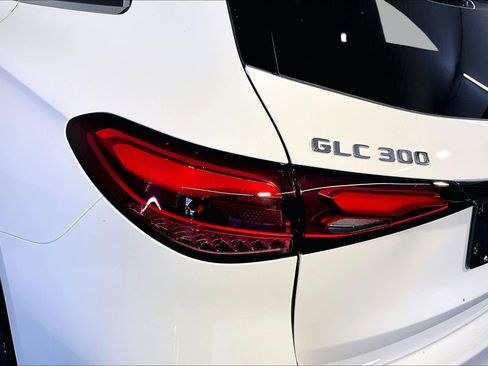 New 2026 Mercedes-Benz GLC 300 4MATIC image 5