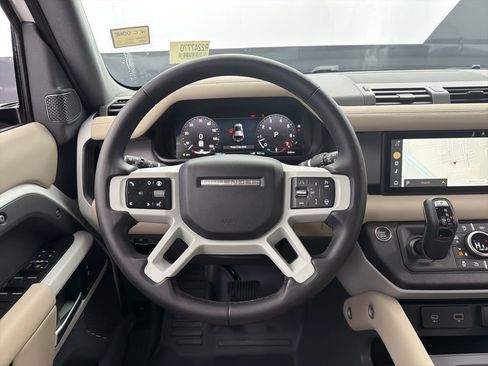 Used 2024 Land Rover Defender 110 X-Dynamic SE image 8