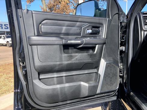 Used 2022 RAM 2500 Limited w/ Night Edition image 21