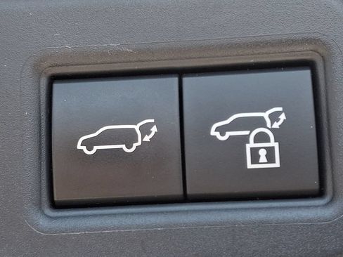 Used 2024 Lexus RX 350 Premium w/ Accessory Package AWD/4WD image 30