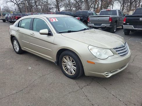 Used 2007 Chrysler Sebring Touring FWD image 1