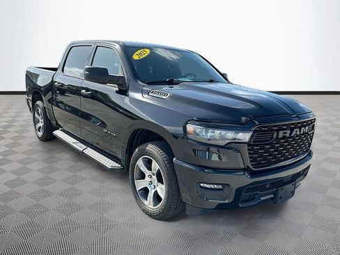 Used 2025 RAM 1500 Tradesman AWD/4WD image 3
