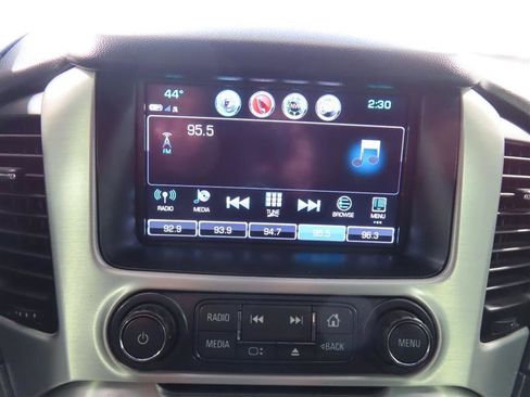 Used 2018 GMC Yukon SLE w/ Convenience Package AWD/4WD image 17