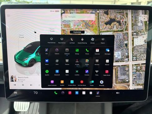 Used 2023 Tesla Model Y Performance image 16