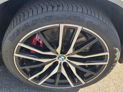 Used 2024 BMW X5 M60i w/ Climate Comfort Package AWD/4WD image 8