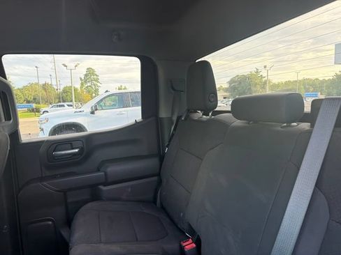 Used 2020 GMC Sierra 1500 4x4 Crew Cab w/ Sierra Value Package image 9