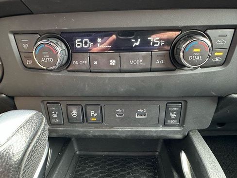 Used 2023 Nissan Frontier SV w/ SV Convenience Package AWD/4WD image 25