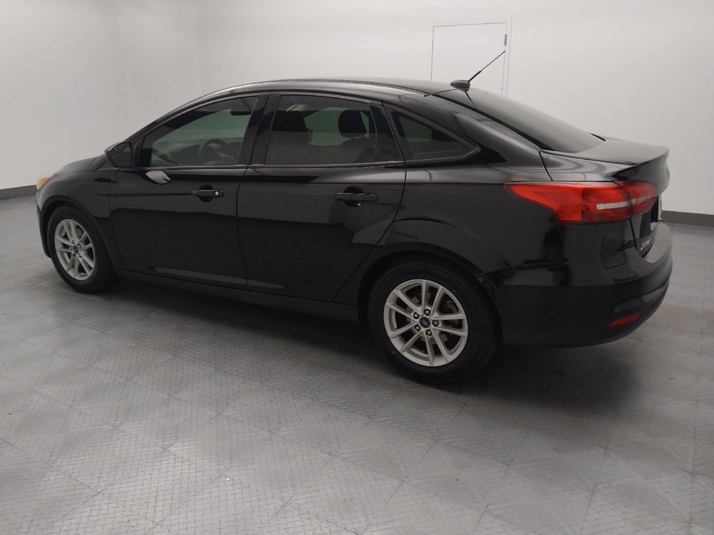 Used 2018 Ford Focus SE FWD image 3