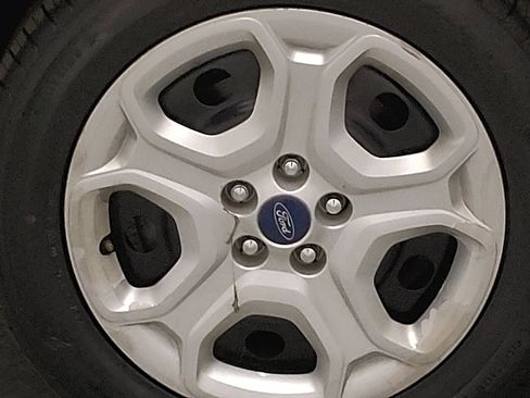 Used 2019 Ford Escape S image 31