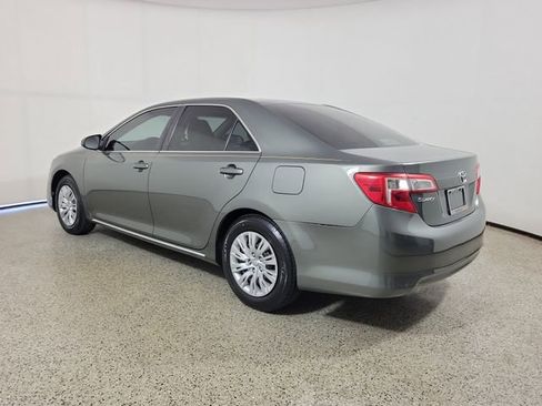 Used 2012 Toyota Camry LE FWD image 7
