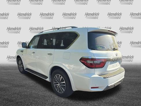 Used 2021 Nissan Armada SV w/ SV Appearance Package RWD image 11