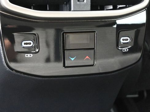 Used 2023 Lexus RX 350 Premium w/ Accessory Package AWD/4WD image 18