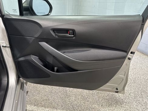 Used 2023 Toyota Corolla LE w/ Carpet Mat Package (TMS) FWD image 16