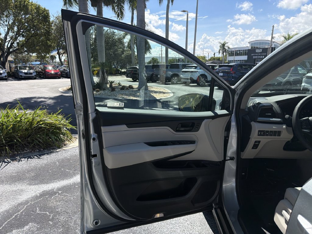 New 2027 Honda Odyssey EX-L image 23