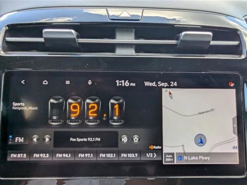 Used 2022 Hyundai Tucson Limited image 16