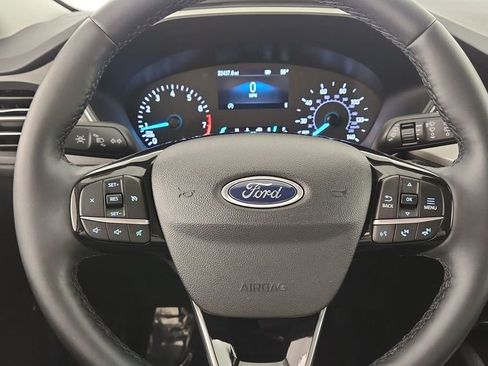 Used 2022 Ford Escape SEL image 11
