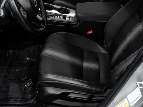 Used 2025 Honda Civic Sport image 36