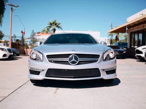 Used 2013 Mercedes-Benz SL 63 AMG image 2