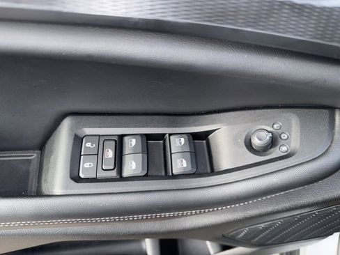 Used 2024 Jeep Grand Cherokee Laredo X w/ Trailer Tow Package image 16