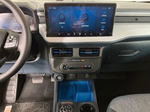 New 2025 Ford Maverick XLT w/ Equipment Group 302A image 27