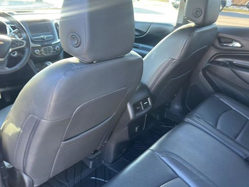 Used 2018 Chevrolet Equinox LT image 15