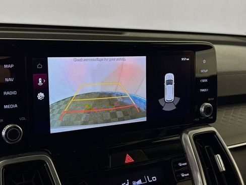 Certified 2023 Kia Sorento SX AWD/4WD image 14
