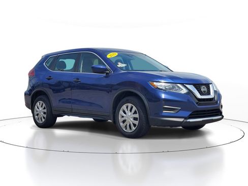 Used 2019 Nissan Rogue S AWD/4WD image 1