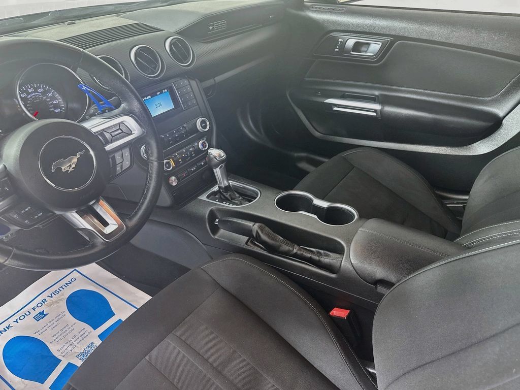 Used 2020 Ford Mustang Coupe RWD image 27