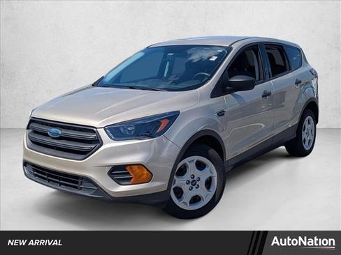 Used 2017 Ford Escape S image 1