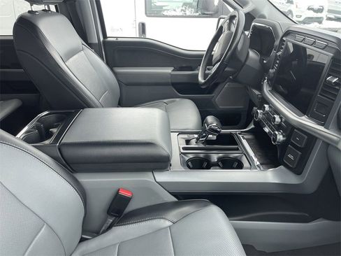 Used 2023 Ford F150 Lariat w/ Trailer Tow Package image 12