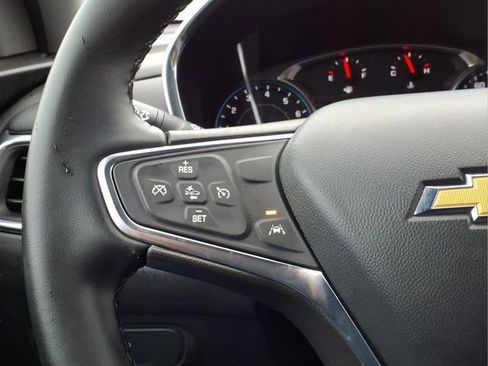 Used 2024 Chevrolet Equinox LT image 28