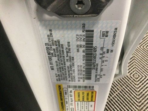 Used 2019 Ford Fusion SE image 13