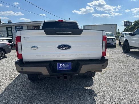 Used 2018 Ford F250 King Ranch w/ King Ranch Ultimate Package AWD/4WD image 3