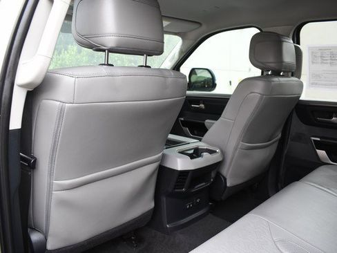 Used 2022 Toyota Tundra Limited image 21