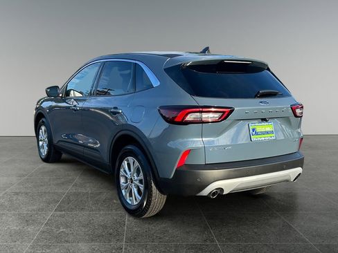 Used 2023 Ford Escape Active w/ Tech Pack #2 image 5