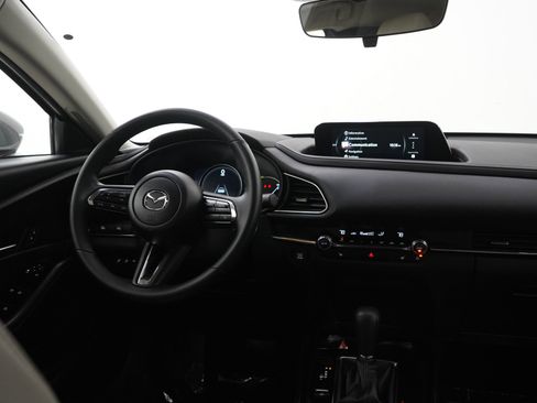 Certified 2025 MAZDA CX-30 AWD 2.5 S w/ Preferred Package image 14