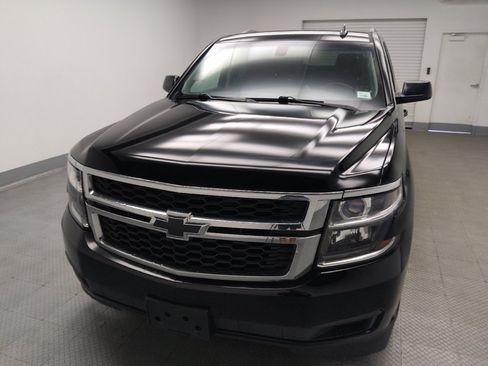 Used 2016 Chevrolet Suburban LS RWD image 15
