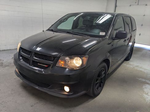 Used 2020 Dodge Grand Caravan GT FWD image 11