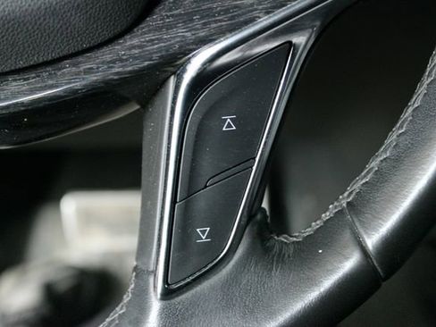 Used 2021 Cadillac XT5 Premium Luxury AWD/4WD image 18