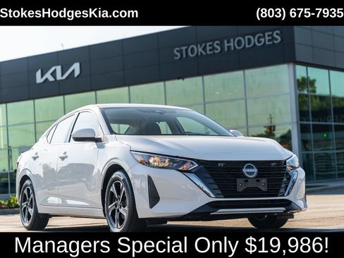Used 2025 Nissan Sentra SV FWD image 1