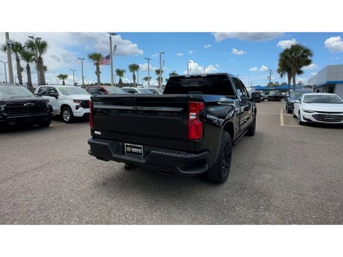 Used 2024 Chevrolet Silverado 1500 High Country w/ Midnight Edition AWD/4WD image 4
